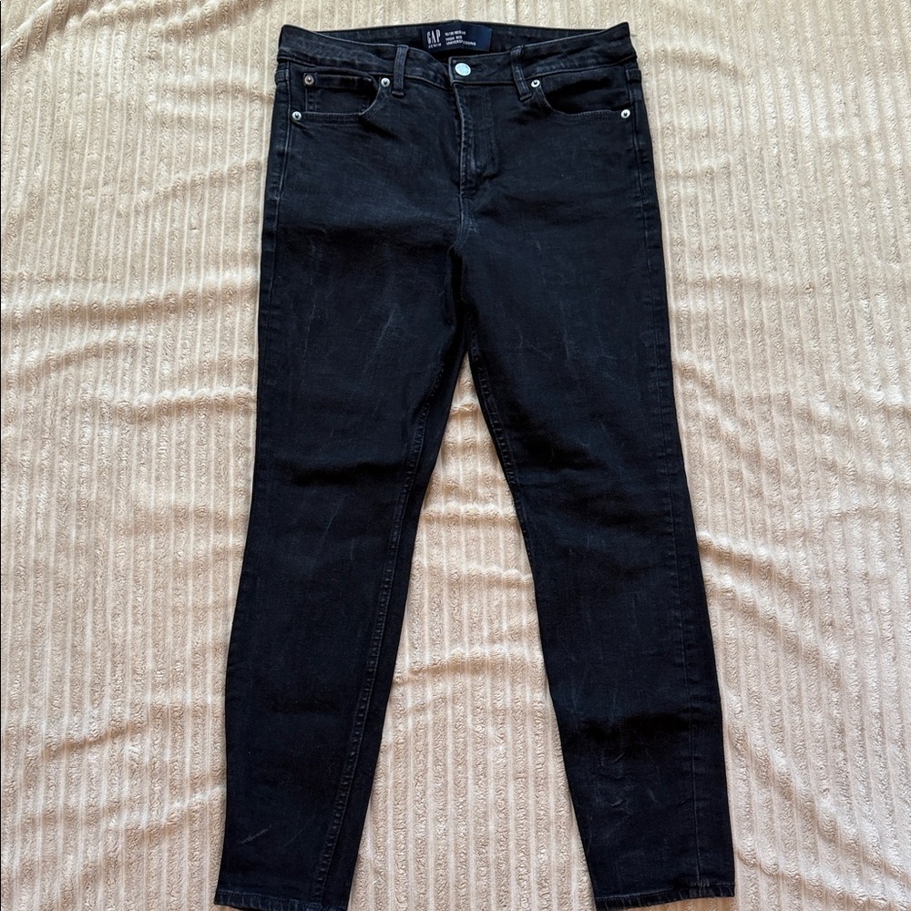 GAP Women's Black Skinny Jeans